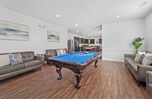 Ocean Drive House | Luxury Resort HOME: 14BR Large Group Rental 0.1mile to Beach-EXCLUSIVE AMENITIES