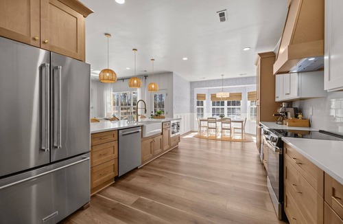 Mint Hill House | Luxury Retreat Perfect for Family Events, Sleeps 13 people.