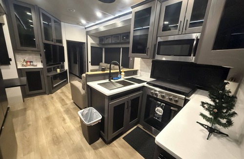 Grovetown House | Luxury RV Studio – Military Owned & Maintained
