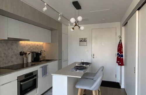 Downtown Montreal Apartment | Luxury Studio w/Full Amenities Downtown Montreal