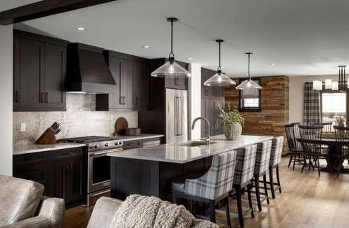Canmore Villa | Luxury Townhome | Private Hot Tub & Fire Table