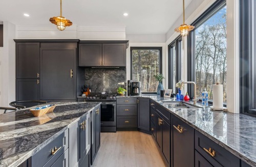 Cape Elizabeth House | Luxury Woodland Retreat Near the Ocean Custom Built on 2.4 Acres Cape Elizabeth