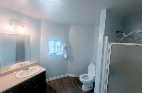 Glace Bay Bed & Breakfast | Màple room & Aurora House