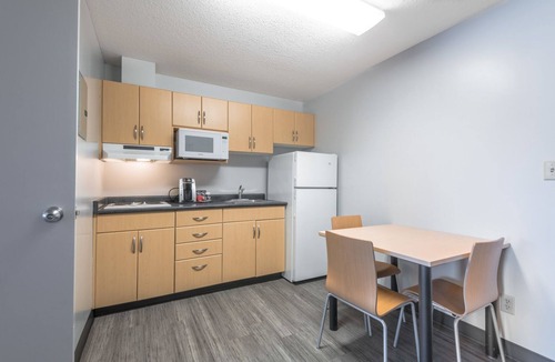 North Central Edmonton Hotel | MacEwan University Residence