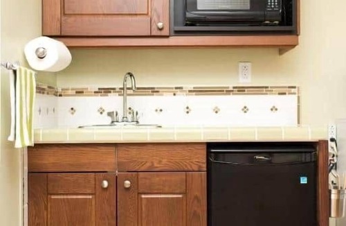 Madeira Park House | Madeira Park Oceanview Suites