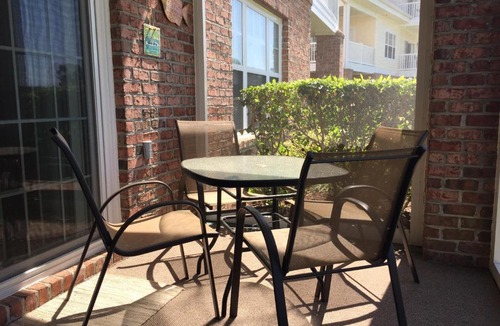 Central Myrtle Beach Apartment | Magnolia North 102 Condo