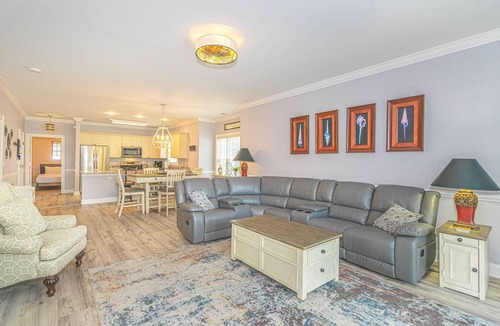Central Myrtle Beach Apartment | Magnolia Pointe 201