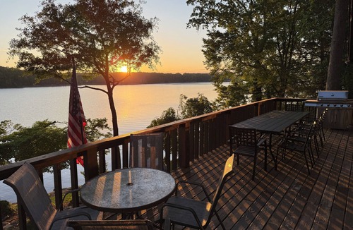 Lake Norman of Catawba Cabin | Main Channel Point Lot Lakefront Retreat - Sweeping Views, Private Dock + Lift