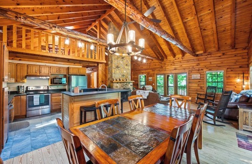 Union Hall Cabin | Main Channel Lots of Water. Soak in a one-of-a-kind oak-barrel hot tub, play a game of pool, and watch the sunrise over the Lake. The Lodge at Pine Haven — a spacious lakefront log home on an 8-acre micro-resort. Book one cabin or all 5 (sleeps 36).
