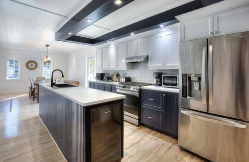 Mont-Tremblant House | Maison de campagne avec SPA, petite plage, piscine