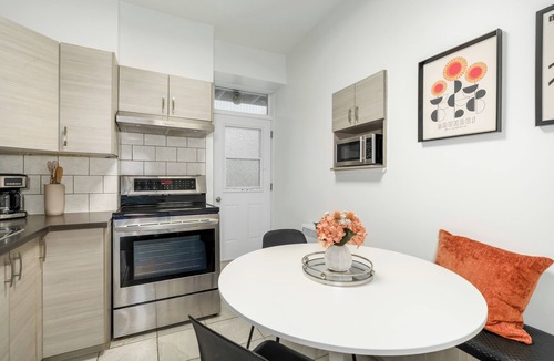 Saint-Roch Apartment | Maison Magola - La Reine | 1 Bedroom | 32nights&+