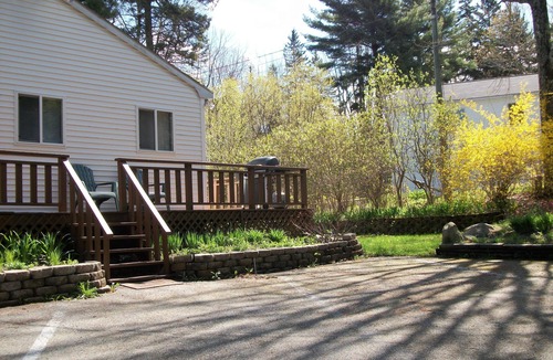 Town Hill House | Make your 2026 reservations now. Pet friendly.