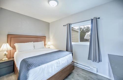 Oliver Hotel | Maple Leaf Motel & RV Park Resort