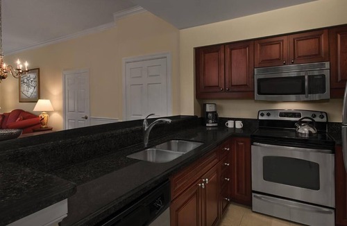 Berkeley Condo | Marriott's Manor Club | One-Bedroom Villa
