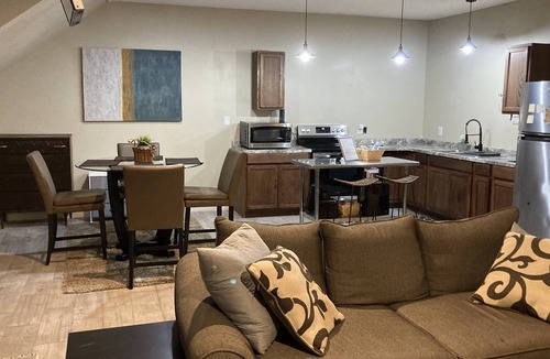 McCormick Apartment | Master's Studio Getaway