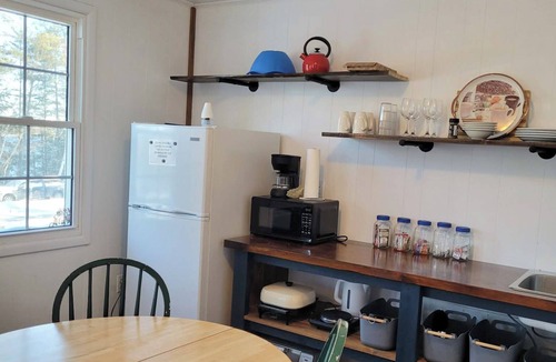 Cloyne Cabin | Mazinaw Lakeside RV Park & Campground