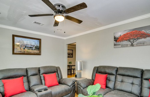 McCormick House | McCormick Vacation Rental: 2 Mi to Lake Thurmond!