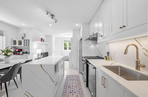 Mount Pleasant West Apartment | Midtown Home in Toronto