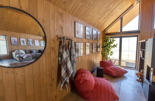Saint Ferreol les Neiges Ski Chalet | Mira - 5 bedrooms - 23 people