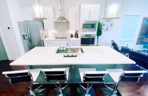 Edgehill House | Modern luxury - The Gulch/Nashville skyline views/Free EV charging coming soon