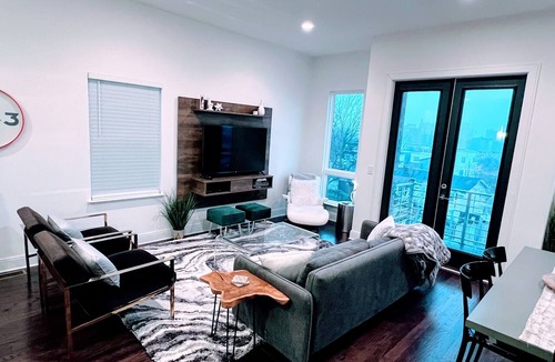 Edgehill House | Modern luxury - The Gulch/Nashville skyline views/Free EV charging coming soon