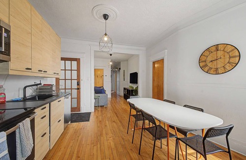 Sainte-Marie Apartment | Modern Montreal Apartment | Metro Nearby