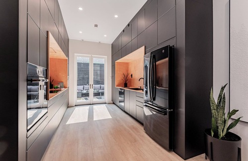 King West Village House | Modern Queen West Retreat by Trinity Bellwoods Park