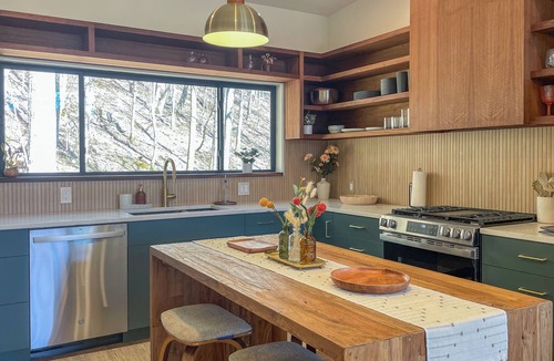 Mars Hill Cabin | Modern Scandinavian style cabin on mountain with 58 acres!