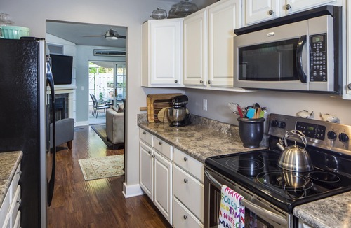 Charleston House | Modern Townhome with fenced in yard! Near Folly Beach and Parks!
