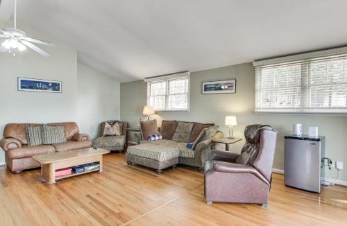 Bowling Green House | ‘Mom’s Cabin’ on Lake Wylie w/Private Dock!