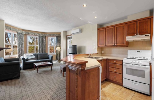Mont-Tremblant Pedestrian Village Condo | Mont-Tremblant - Le Johannsen 378