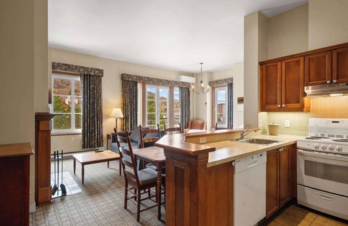 Mont-Tremblant Pedestrian Village Condo | Mont-Tremblant - Le Deslauriers 441