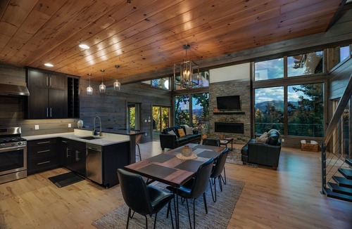 Cherokee Cabin | Morning Calm - Your Serene Smoky Mountain Retreat!