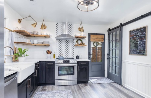 Taylors House | Moss Oak Modern Retreat - completely renovated modern home in Greenville area
