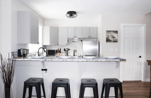 Harvie Heights Condo | Mountain View Condo and Banff National Park Pass