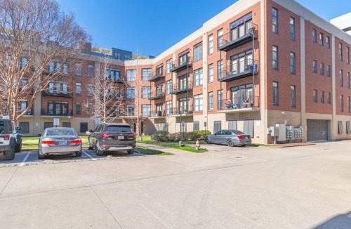 North Capitol Apartment | Music Town - Gorgeous Germantown Condo