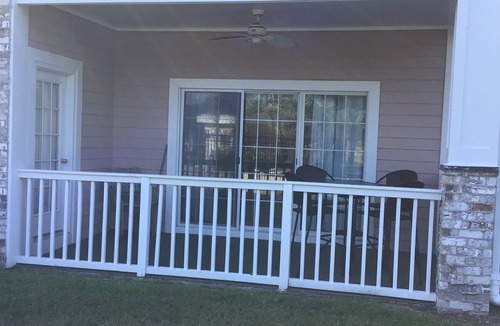 Central Myrtle Beach Condo | Myrtlewood 2BR 1st Floor, end unit, WiFi, pool, Cal Ripken & Oct renters welcome