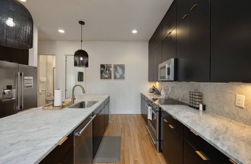 Nashville Villa | Nashvista Townhome- Downtown Views - 10 Comfy Beds