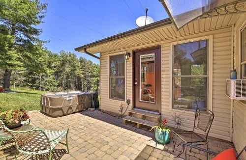 Wytheville House | Nature Escape in Wytheville w/Covered Porch!