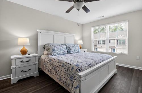 Red Hill Villa | Near Downtown, 1-Mile to CCU, 2-Mile Conway Med