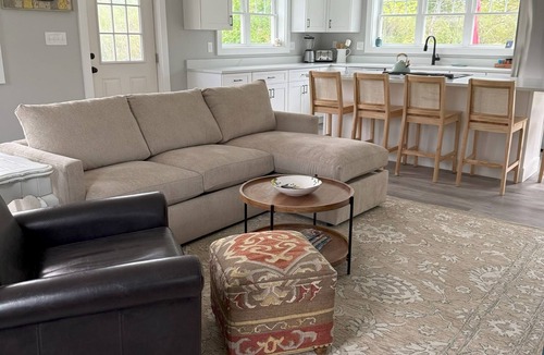 York Beach House | New 3 Bedroom with Private Pool & big yd walking distance downtown York Beach.