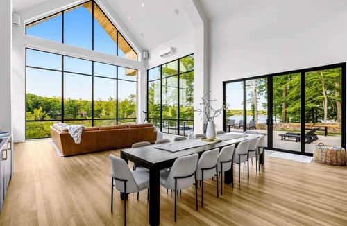 Mineral House | NEW 8BR Lakefront Lake Anna, Pool, Sauna, Dock