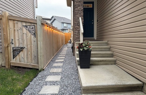 Northwest Edmonton House | New, Cozy 1-Bed Room, Bsm Suite. with AC in Beautiful Edmonton, Prívate Entry.