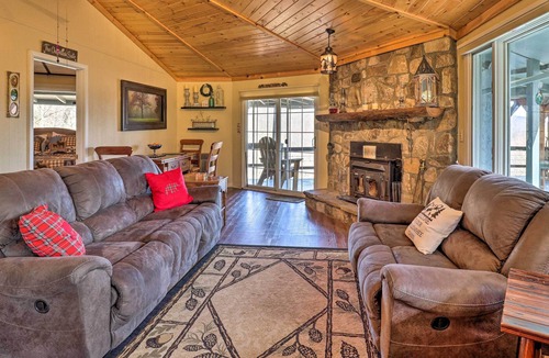 Mountain Cabin | NEW! Cozy Cabin Retreat w/ Fire Pit, Grill & Views