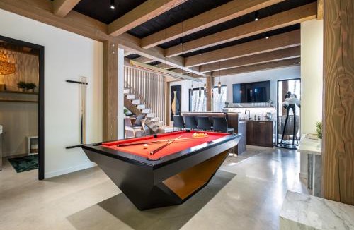 Mont-Tremblant Villa | NEW! Lagom Evergreen 7 Bedrooms Indoor Pool