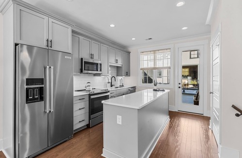 Greenville House | New Luxury Townhouse - Central to Downtown Greenville