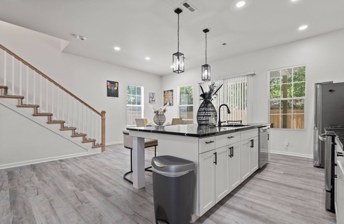 Sumter House | New, Oasis Haven near downtown & Shaw AFB