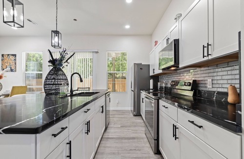 Sumter House | New, Oasis Haven near downtown & Shaw AFB