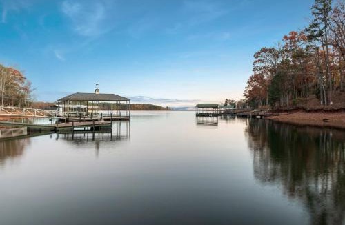 Reed Creek House | New to listing Dorsey Dock Retreat w Dock