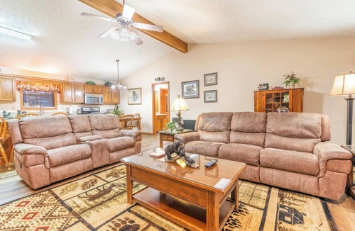 Wears Valley Cabin | NIGHTLY RATES REDUCED Peaceful and Secluded Peace of Heaven Cabin